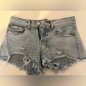 BDG midrise essential shorts
